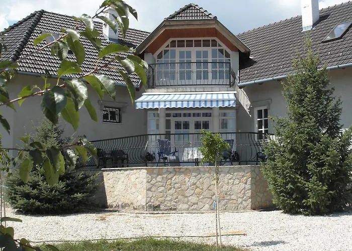 Lijoli Lounge Vendeghaz